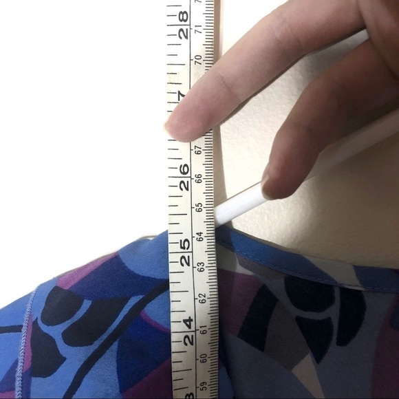 Banana Republic Blue Silky Blouse Small - Picture 4 of 6